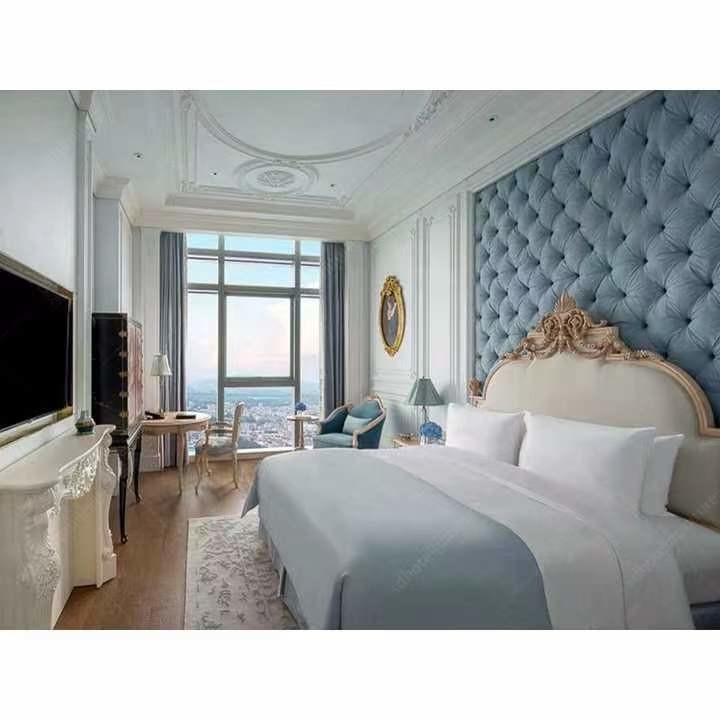 FSC High End Hotel Furniture European Style Carved Villa Bedroom Set