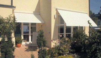 Drop Arm Remote Retractable Window Awnings Polyester Acrylic Fabric