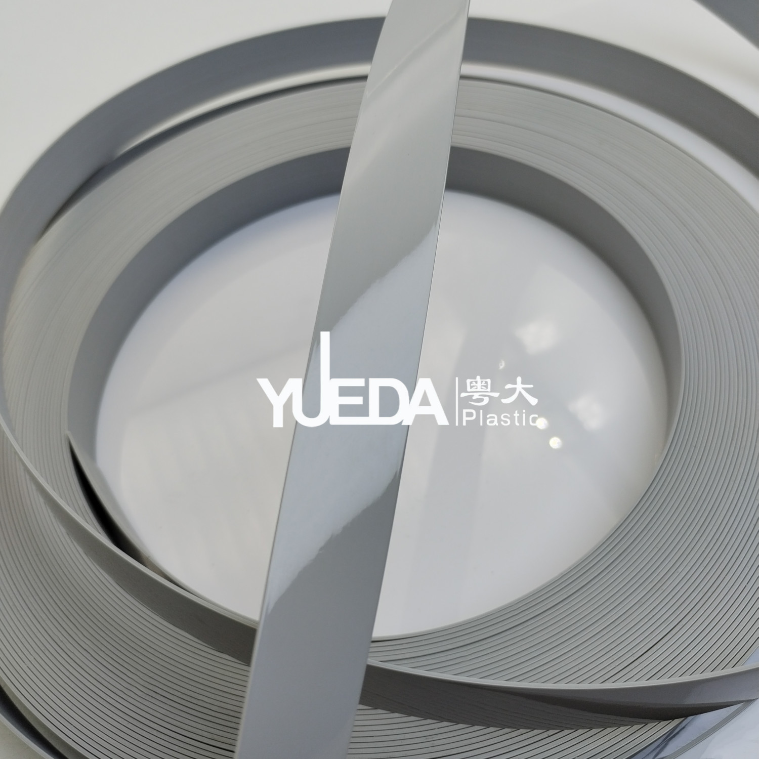 Customizable furniture board edging strip：Mirror Finish High Gloss Edge Banding Strip Water Repellent A0784