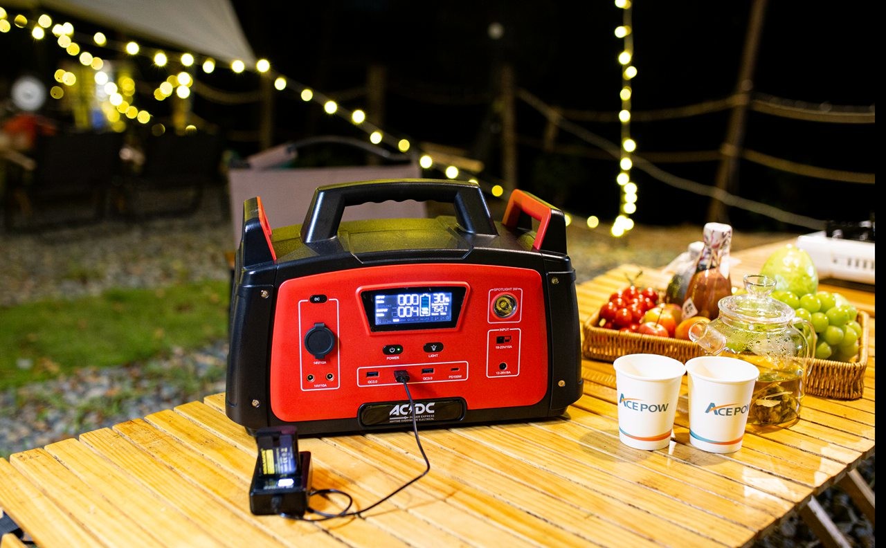 1000wh Solar Camping Power Station 270400mAh