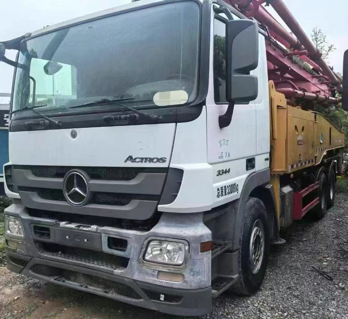 2019 Sany Heavy Industry Concrete Pump Truck 49 Meters Installed Mercedes-Benz Chassis