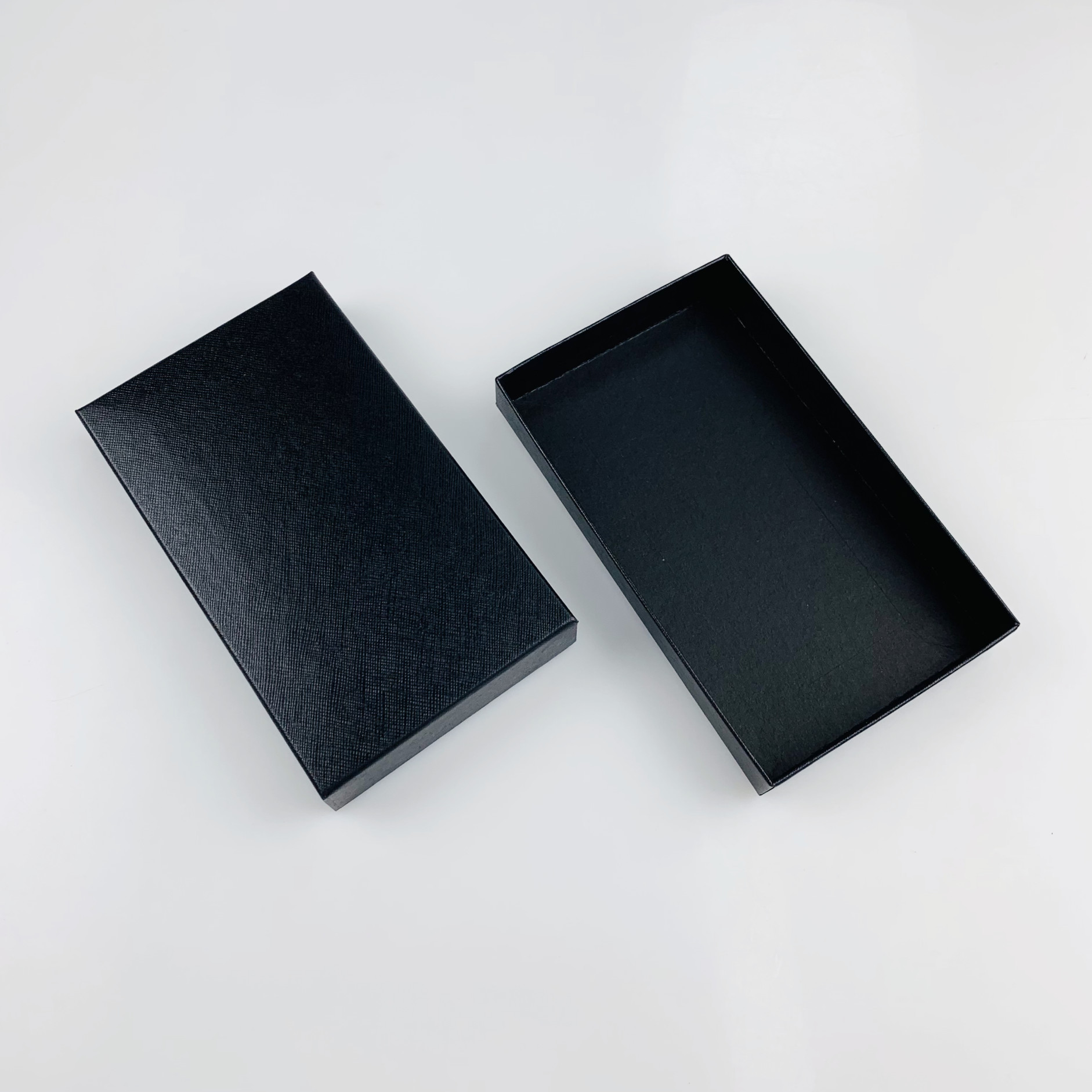 Customized Mobile Phone Storage Box Lid and Bottom Packaging Box With Foam Tray