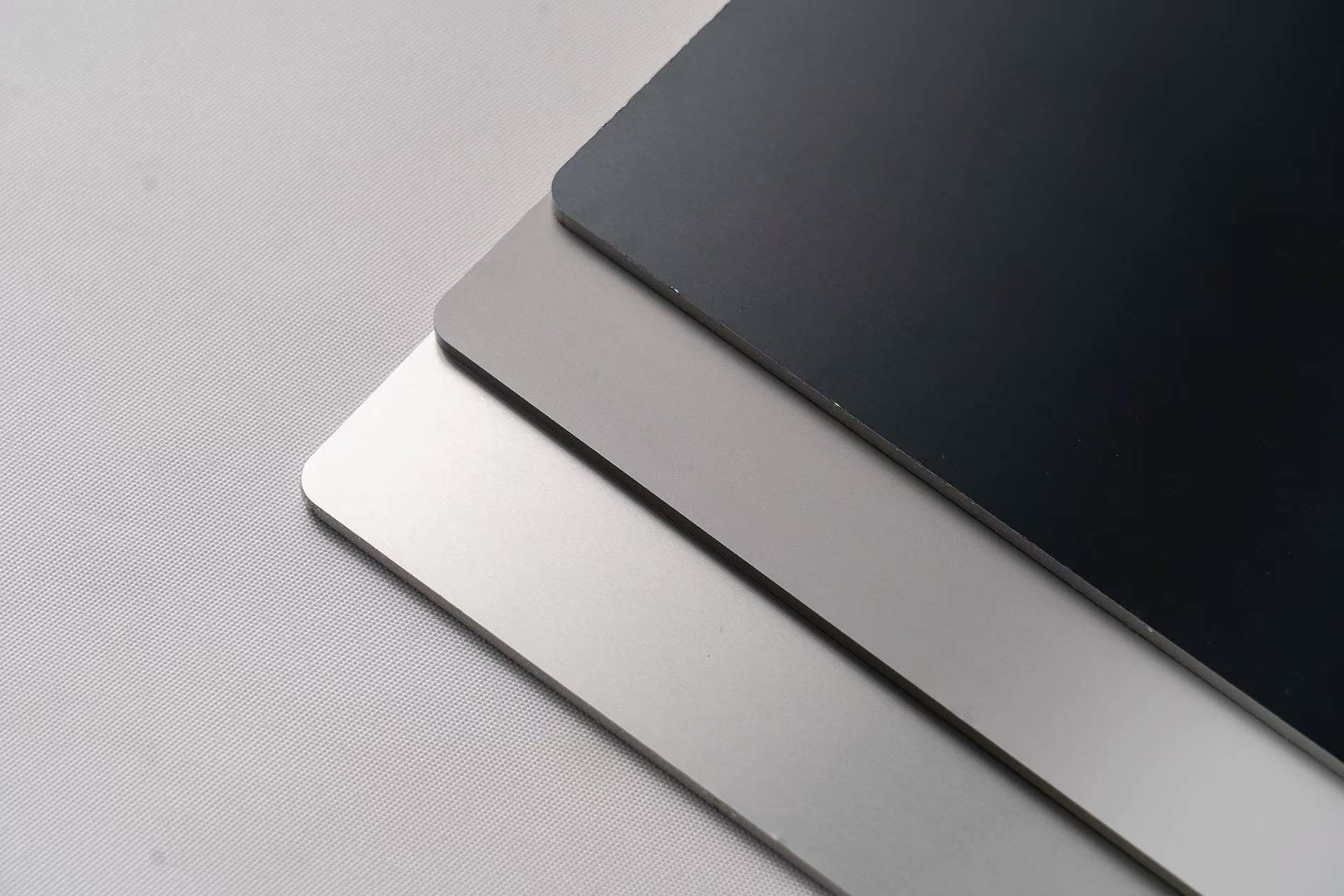 High Gloss PE Aluminum Composite Panel with 0.1mm Aluminum Layer 6.0mm Thickness for Conference Rooms