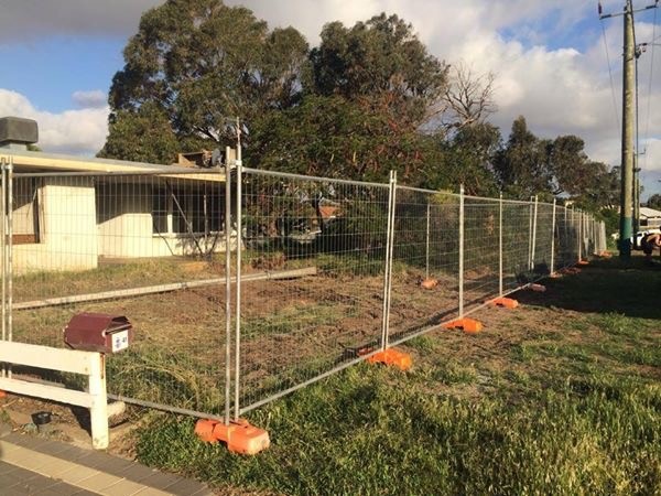 Hot dip galvanised used temporary fence  temporary fence panels hot sale  temporary fence