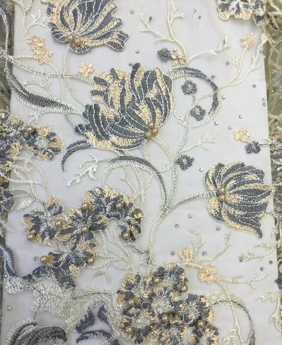 African Lace Fabric 2017 High Quality Lace Peach Tulle Styles Embroidery Laces for Wholesale with different color