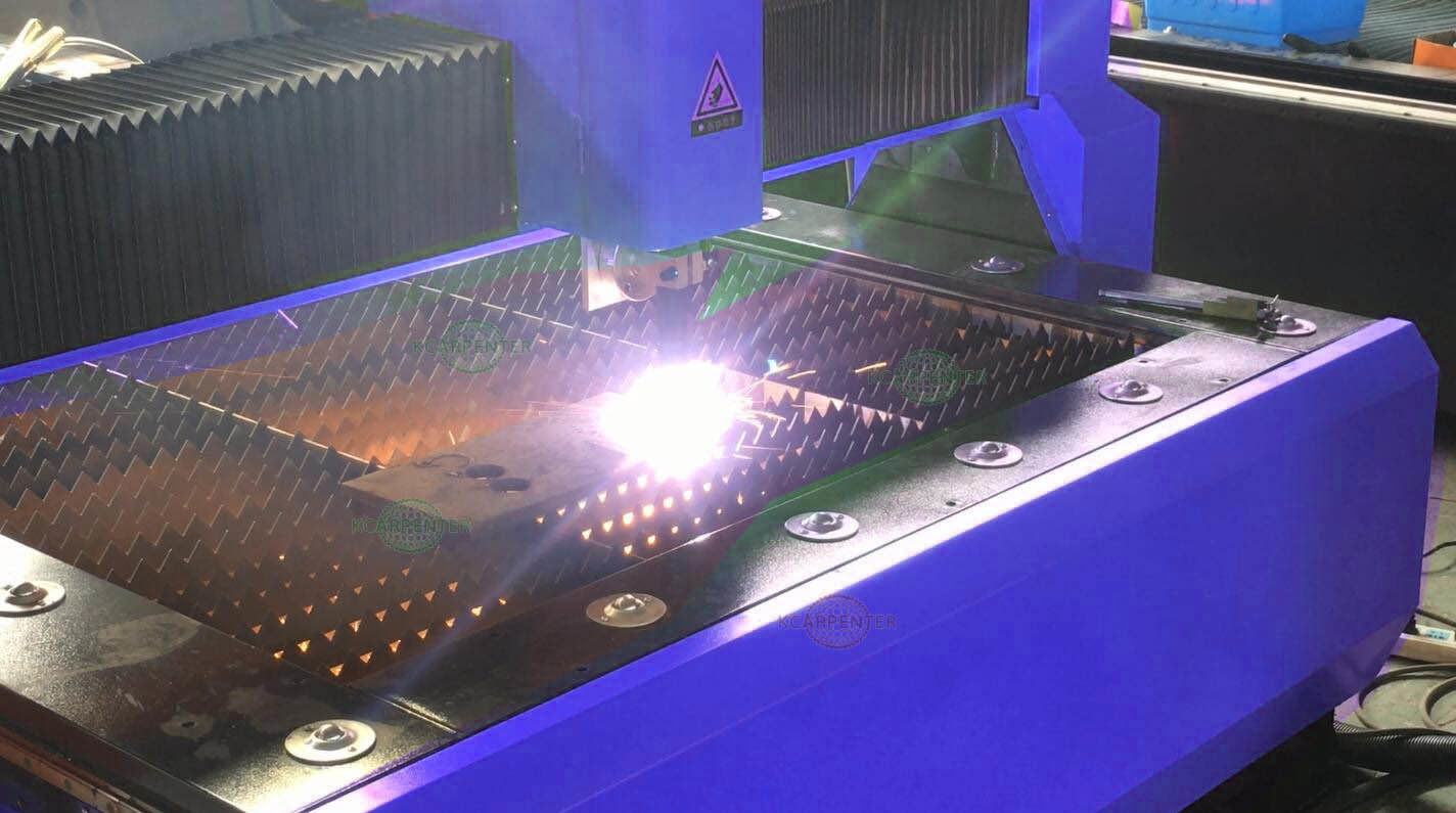 KC1325 CNC plasma cutting machine