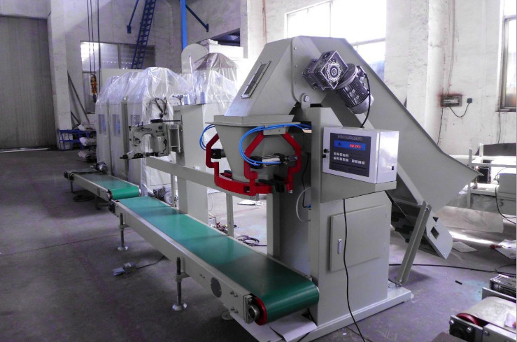 Walnut Peanut Auto Bagging Machines 25kg Bag Automatic Weighing Filling Machine