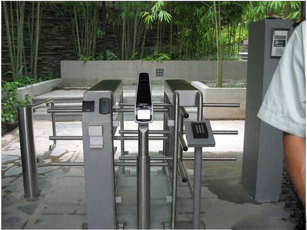 304 Stainless Steel Security Waist High Turnstiles , Rotating Controlled Access Turnstiles