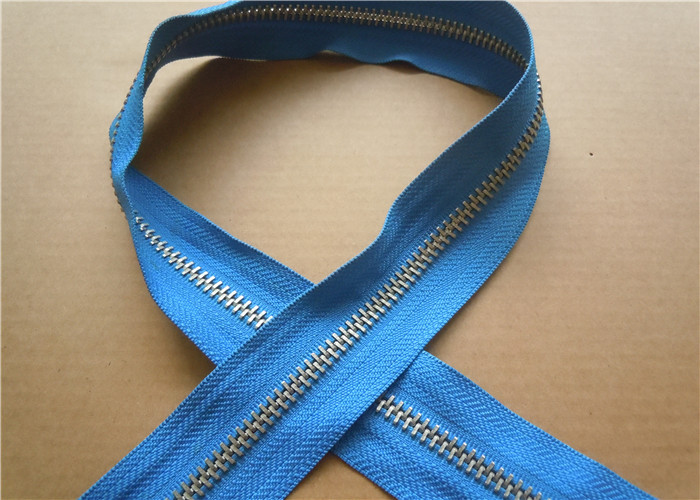 Clothing Accessories Plastic Teeth Zippers / Plastic Jacket Zippers