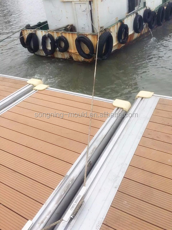 Online Technical Support After-sale Service for Plastic Flooring on Ship Deck Floor