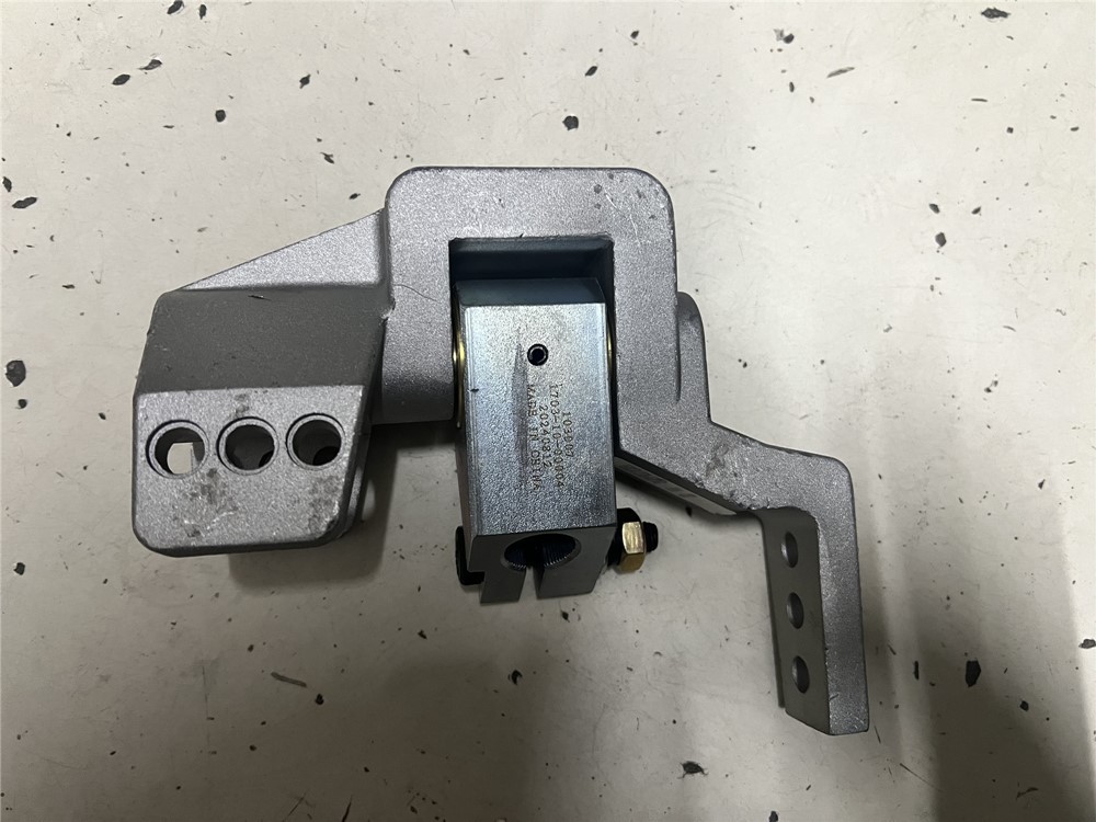 Zhongtong Bus Spare Parts Rear Gear Shift Controller / Converter PN 1703-10-00004