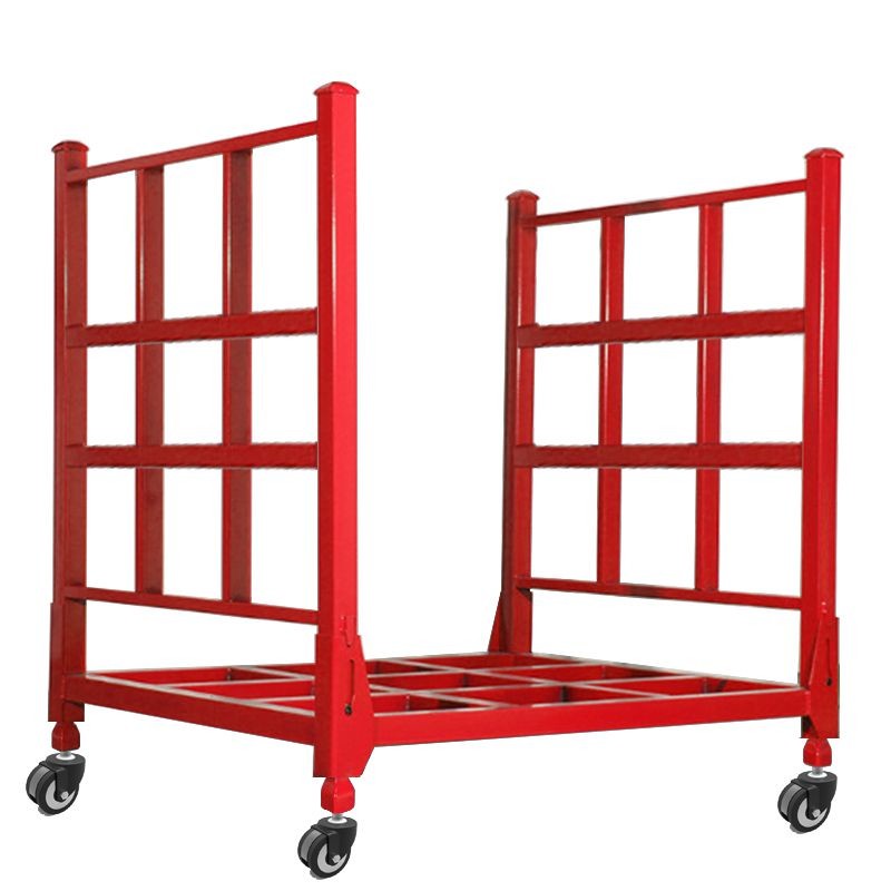 2000kg Stacking Pallets In A Warehouse