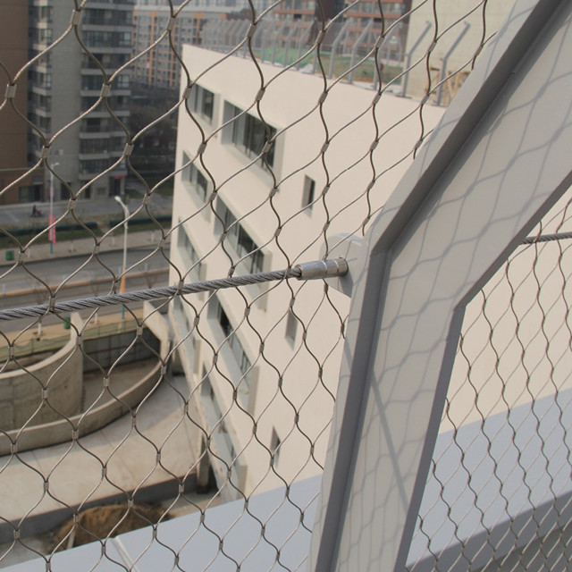 Balustrade Infills Stainless Steel Wire Rope Mesh 676lbs For Bridge Railings