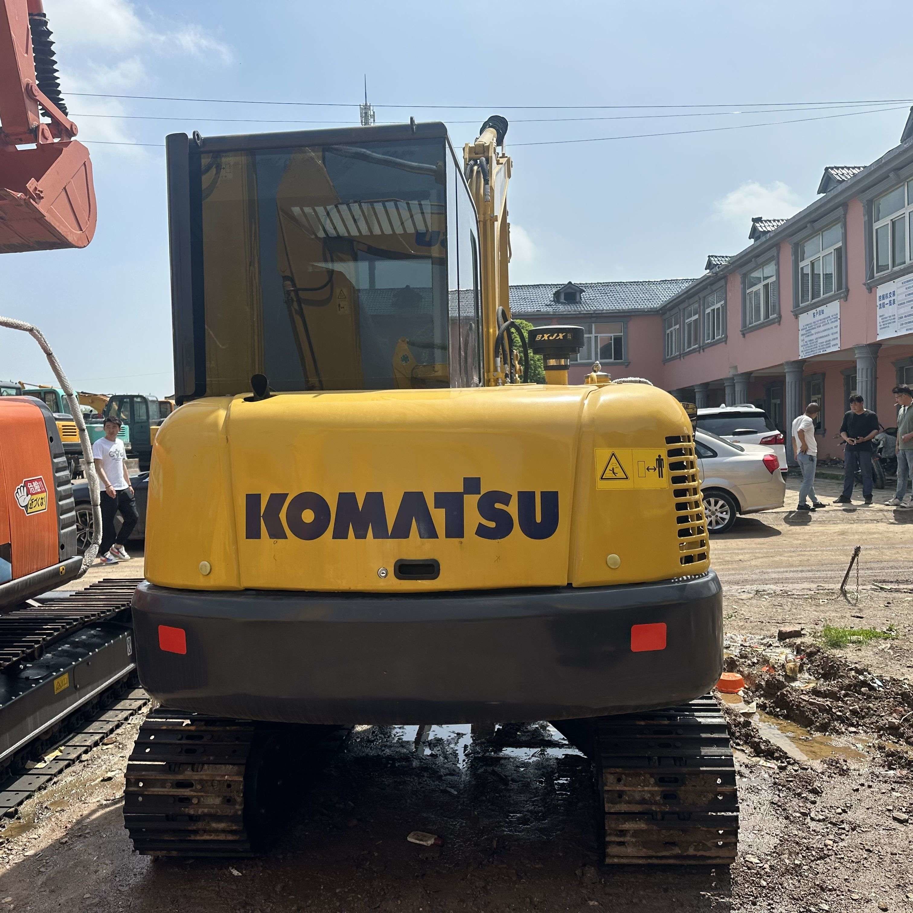Used Komatsu Excavator PC56-7 Secondhand 5.3ton Small Type Mini Crawler Digger