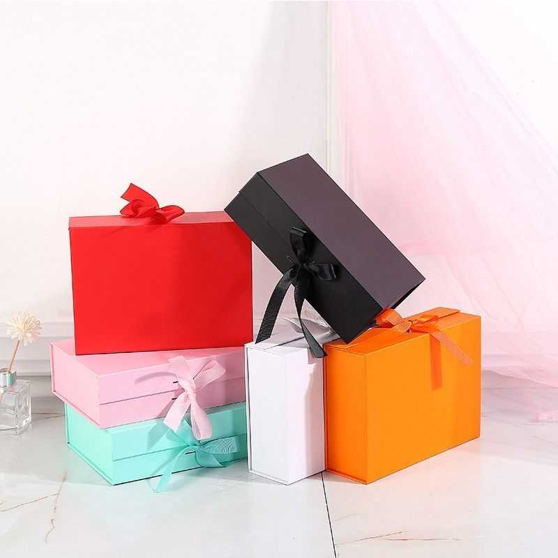 Elegant Packaging Boxes 100% Recycled Paper Ribbon Tie Magnetic Gift Boxes with Matte Finish for Promotions