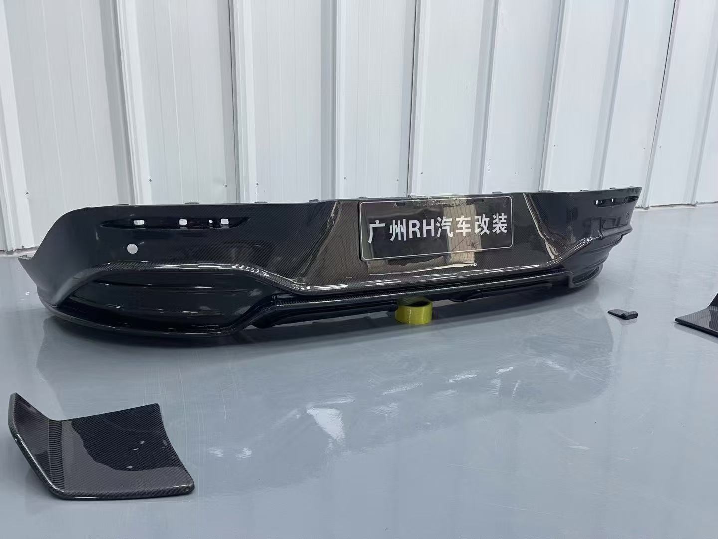 For Mercedes EQE Carbon Fiber Body Kit EQE Upgrade BS Style Carbon Fiber Front Lip Diffuser Spoiler Body Kit