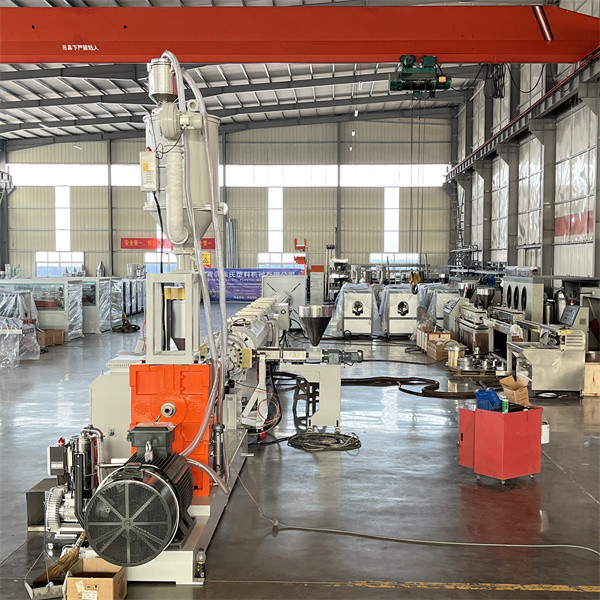 manufacturer PE 110-315mm PE pipe line pp pipe extrusion line SJ75/38 extruder