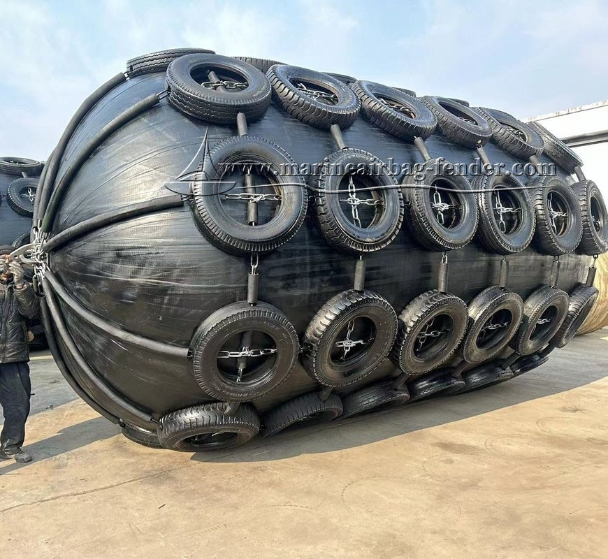 50kpa 80kpa Pneumatic Rubber Fender For Ships Docks And Vessel