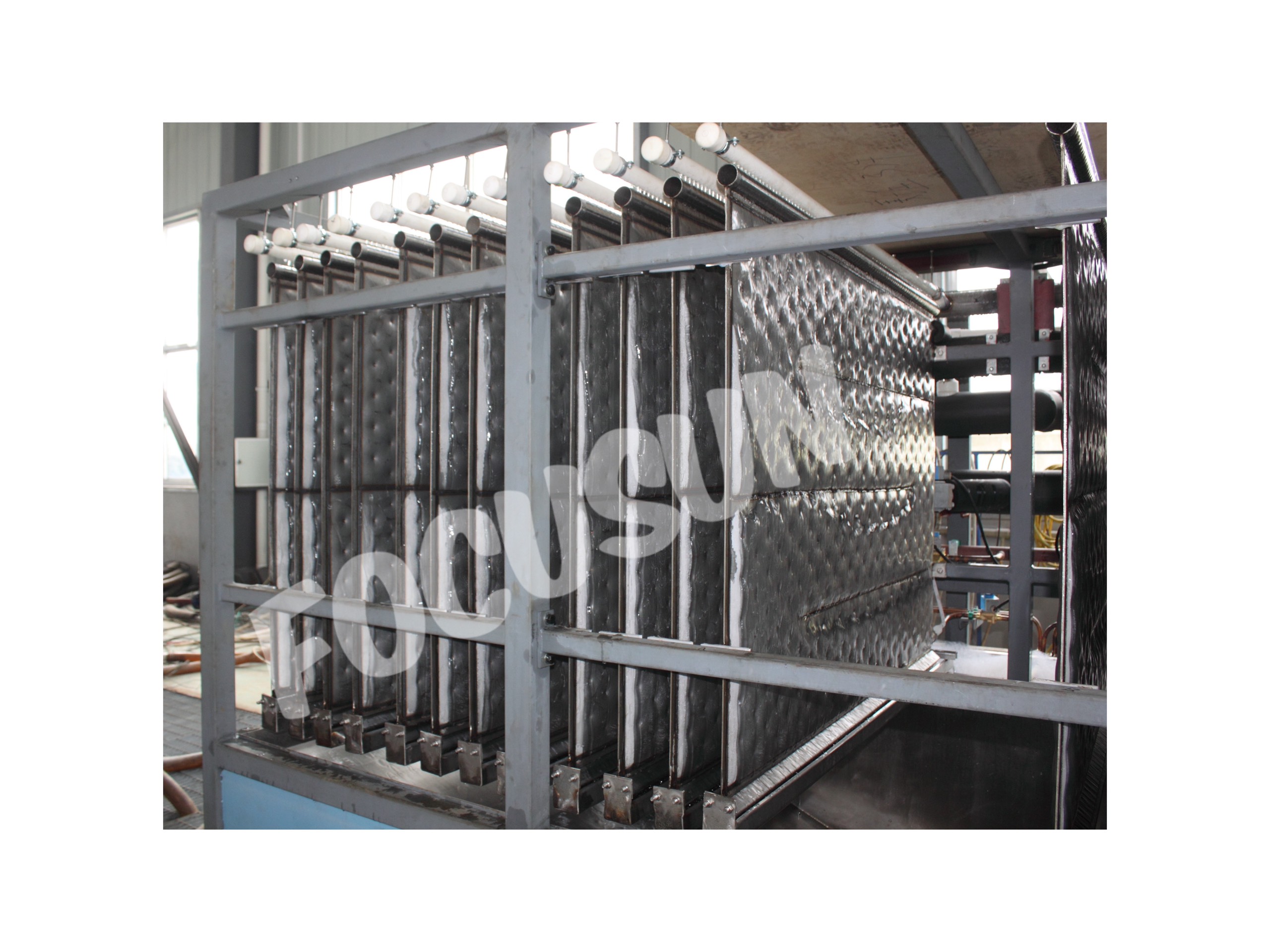 380W Power And SUS304 Material Focusun 2 Ton Ice Cube Maker For Stable Performance