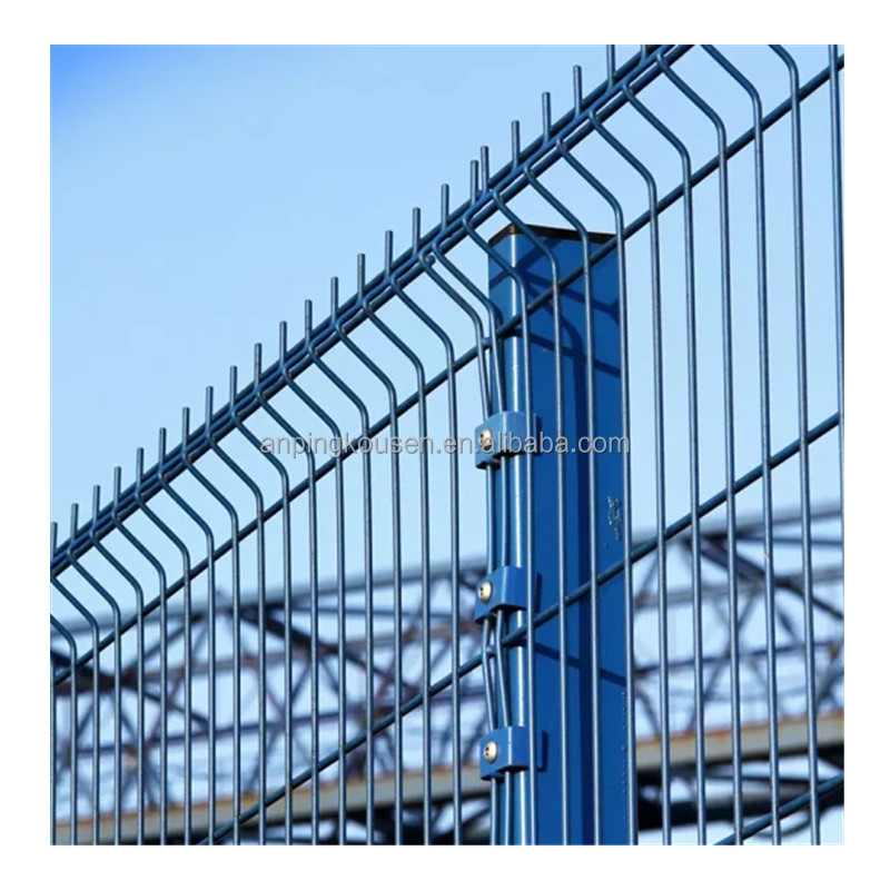 Low Carbon Steel Wire Hot Dipped Galvanized 3D Curved Fence for Garden and Arena Sale
