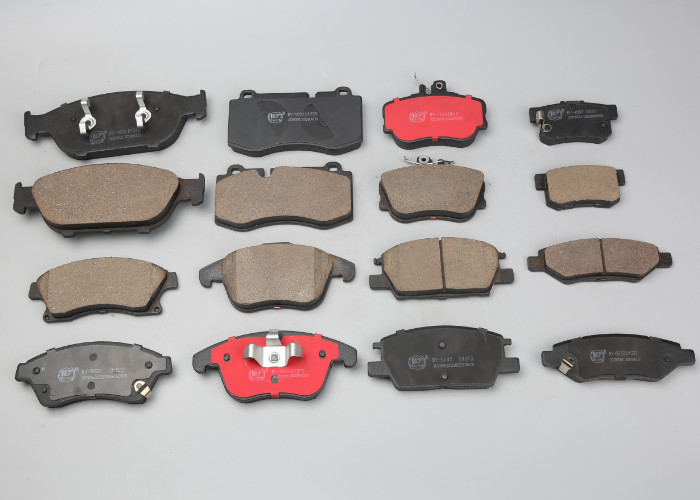 Low Metallic And Ceramic Disc 50000km Front Brake Pads