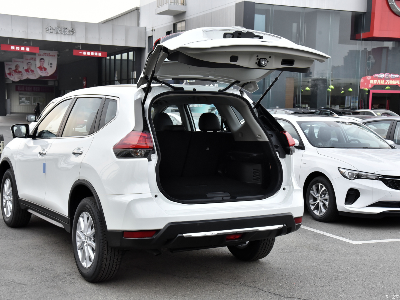 s 2023 Nissan X-TRAIL Glory 0KM Used SUV with 2.0L Automatic Continuously Variable Transmission Maximum Speed of 183KM/h