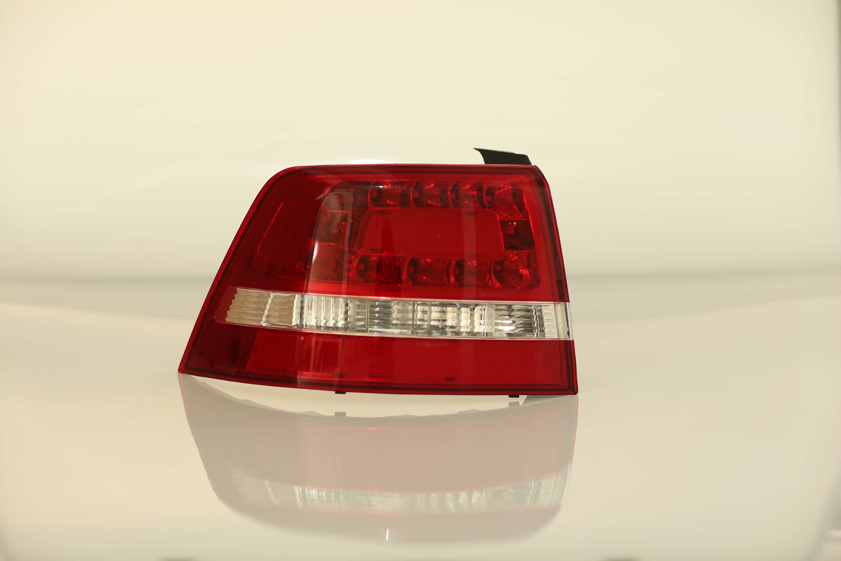 2009 2010 2011 2013 2012 Volkswagen Passat Tail Lights Replacement