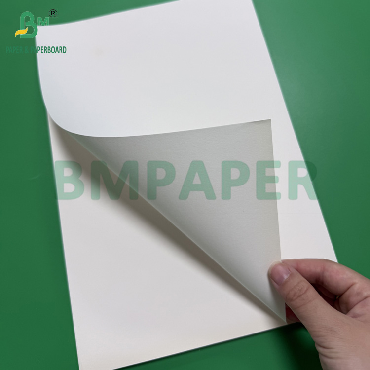75g 65g High Bulk Woodfree Offset Printing Paper Natural Whiteness 61x86cm