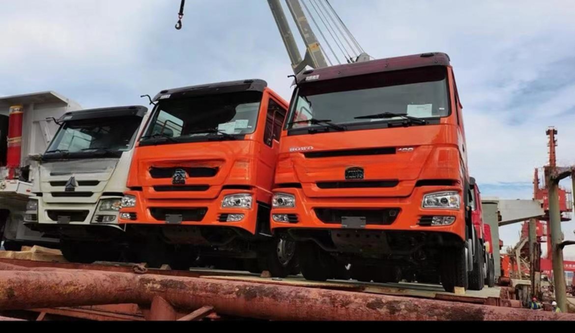 6x4 Wheel 375 HP Sino Prime Mover Right Hand Drive Used Trailer Tractor Truck Head