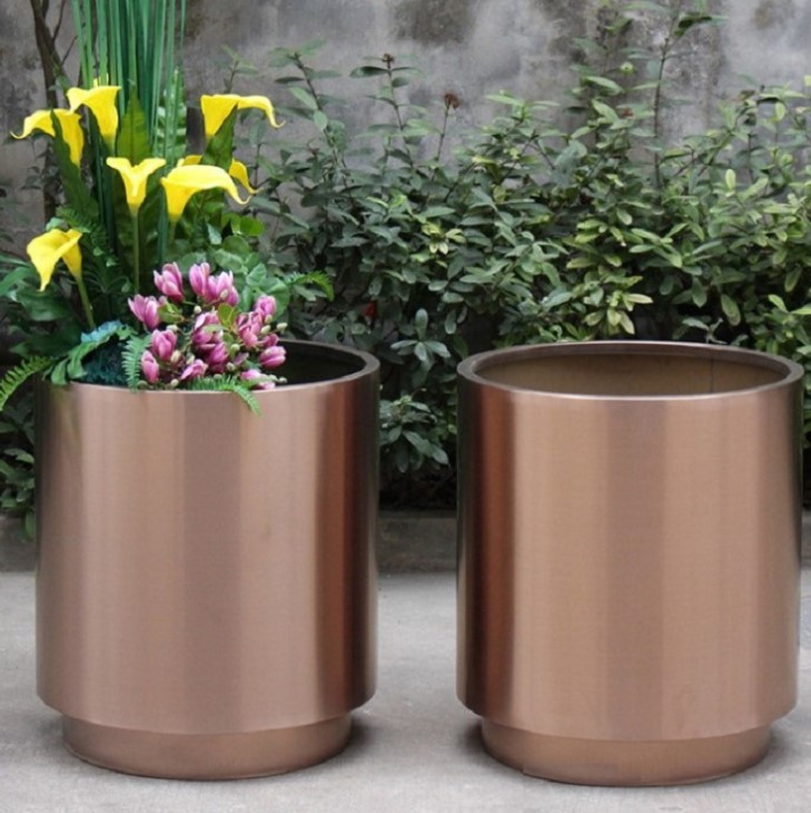 Different shapes creative design metal flower pot planter for decorate