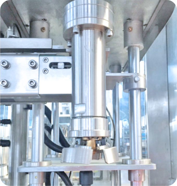 500bph Automatic Bottle Capping Machine 5-30L High Precision Barrel Capper 2