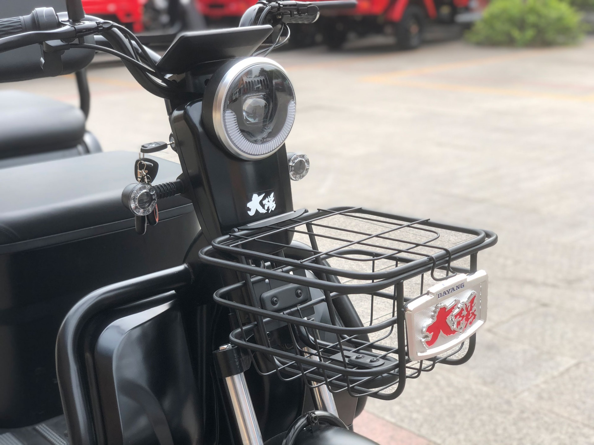 Electric Cargo Tricycle With Loading Capacity Of 500KG And Drum Brake