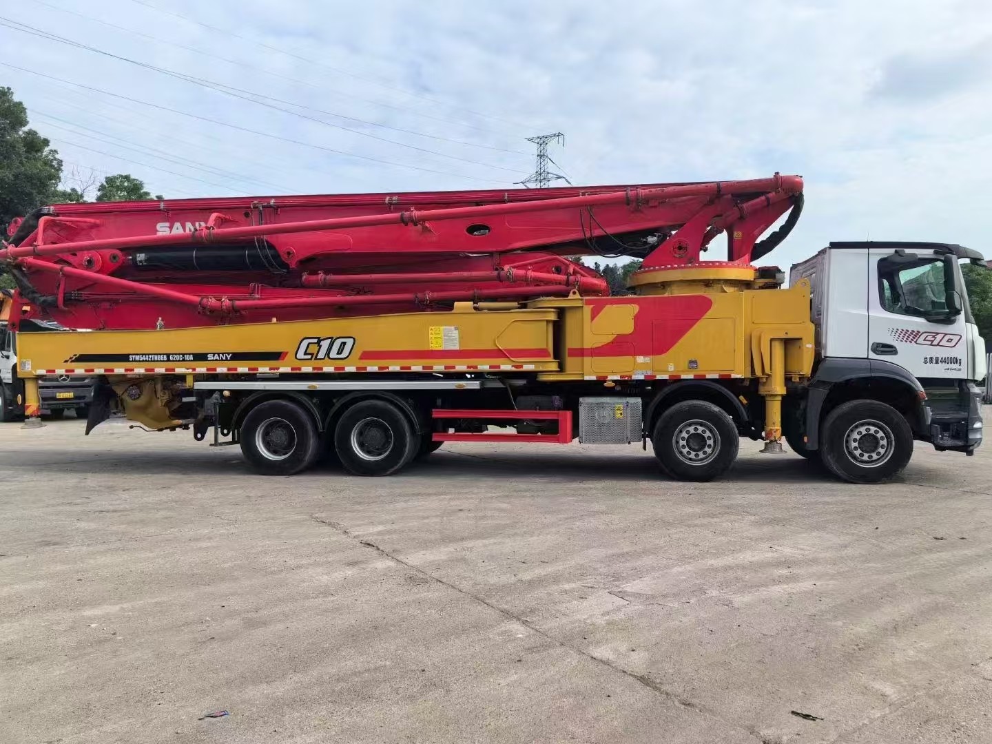 2021 62M C10 SYM5442THBEB 620C-10A Mercedes chassis Used Sany Concrete Pump Truck Pumping Pressure 12Mpa