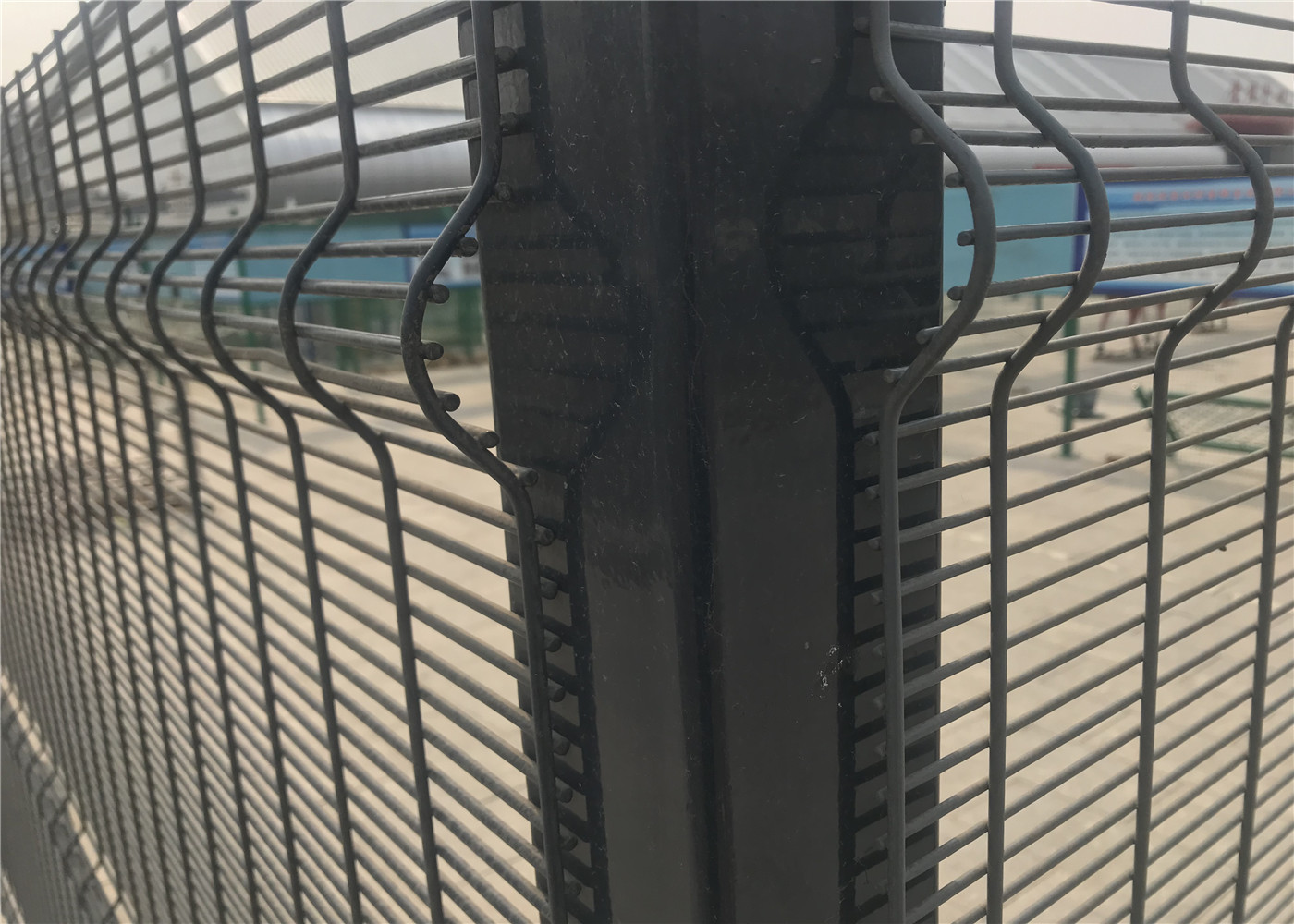 Precise Construction Everlasting Nylofor 3D Fence / 358 Anti Climb Fence / Wire Mesh Fence 358 High Security Mesh Fence