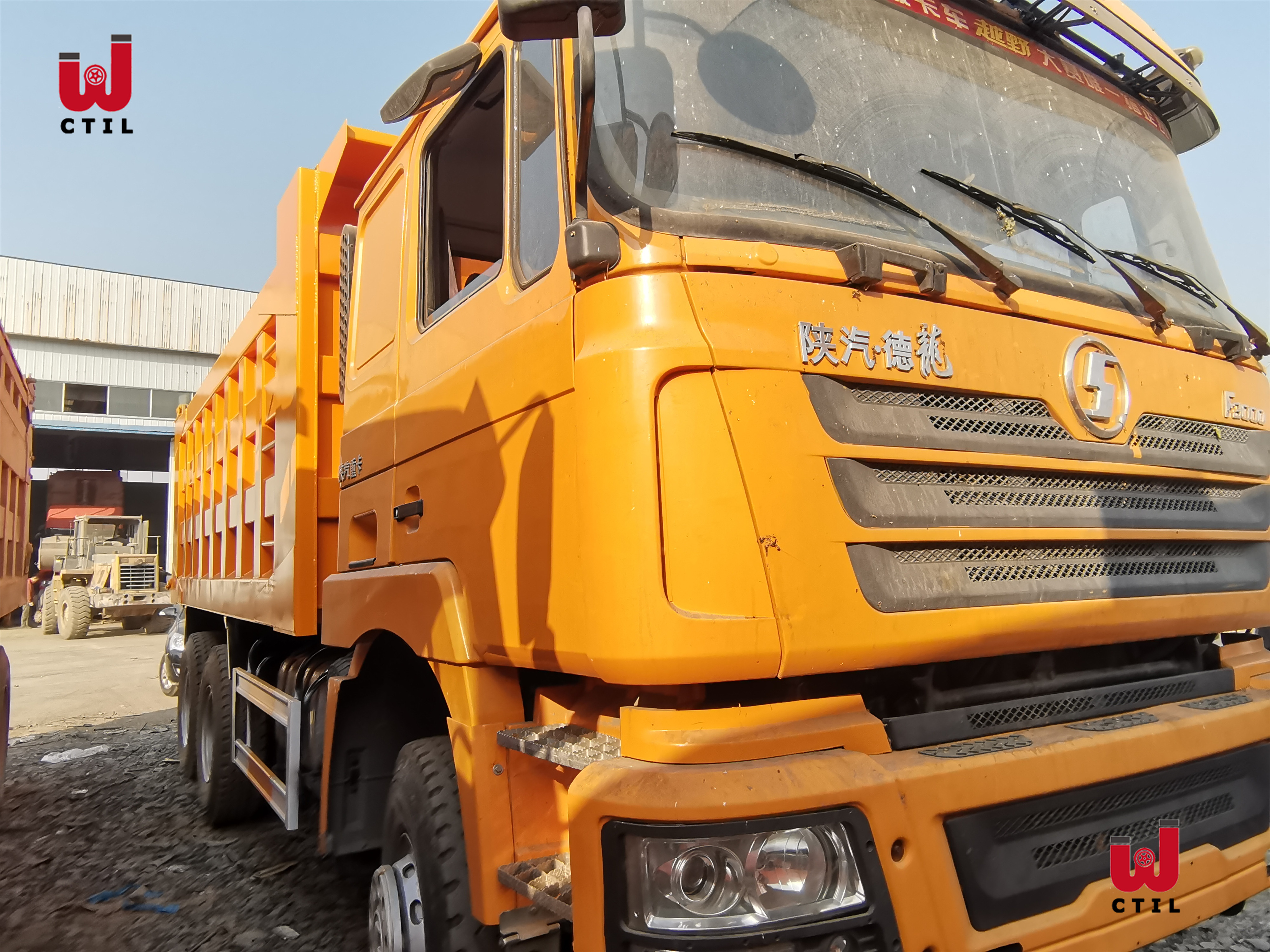 Used dump truck