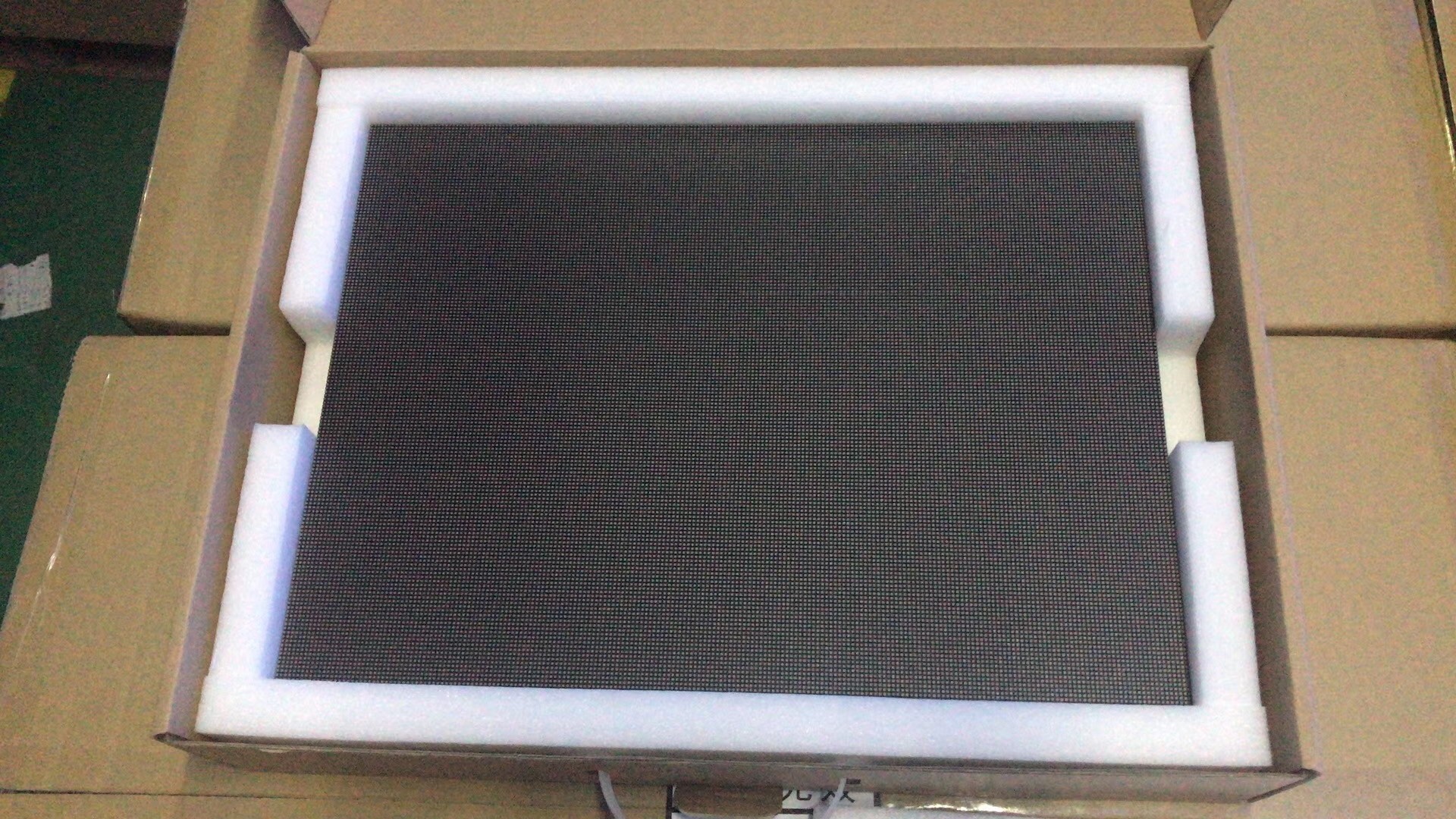 Luminous Intensity Adjustable P1.923 Indoor LED Video Screen Magnet Service 400mm*300mm Shenzhen Factory