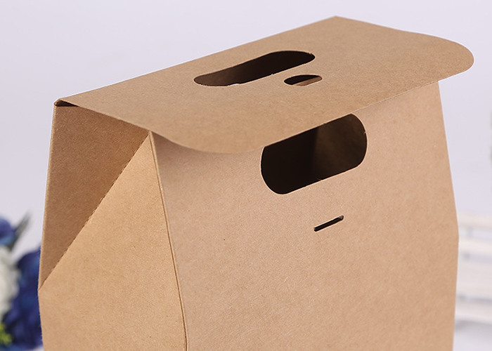 Folding Hard Brown Kraft Paper Gift Bags With Handles For Taking Away