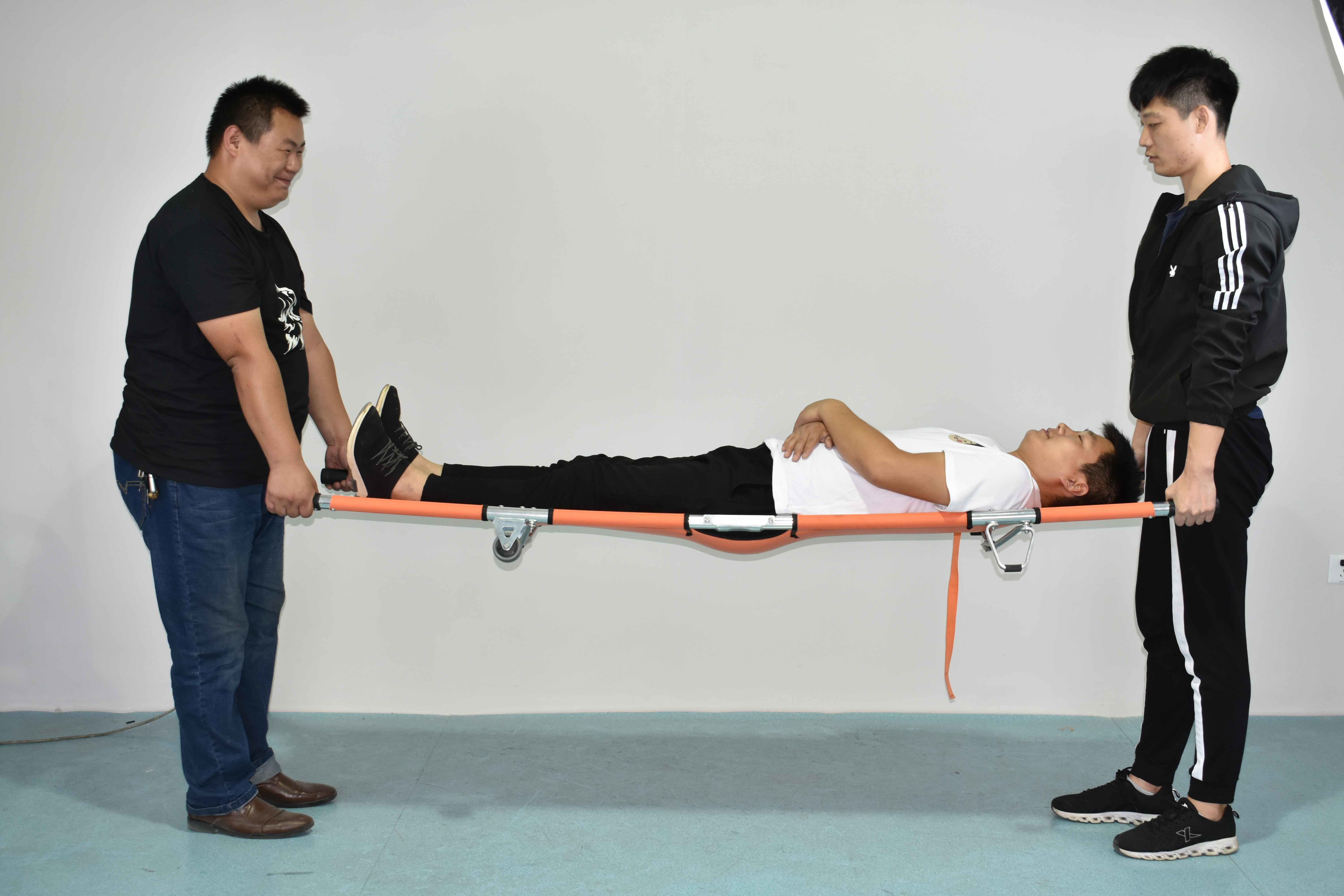 104 X 17 X 9 Cm Folding Medical Stretcher Hospital Transport Aluminum Alloy