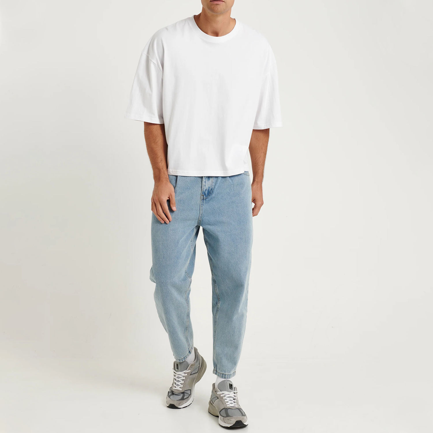 Black Boxy Cropped Graphic Tee Tshirt Men Heavyweight Cotton Box Cut Fit Short Sleeve Crop T Shirt