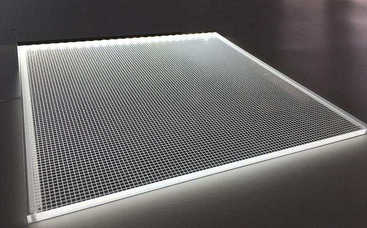 Weather Resistance LED Light Guide Acrylic Sheet 2.8mm-150mm Durable