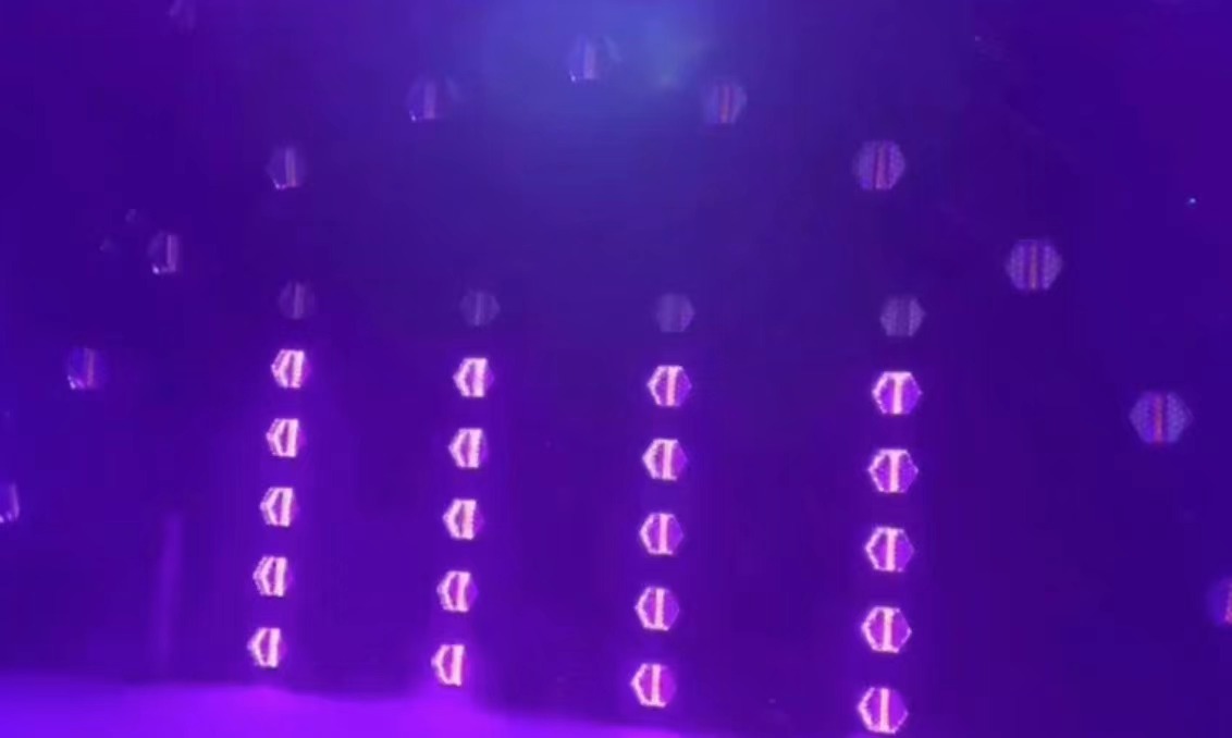 Vertical Tube RGBW DMX 3d Stage Wall Washer Lights Ra90 Ip20 For Stage