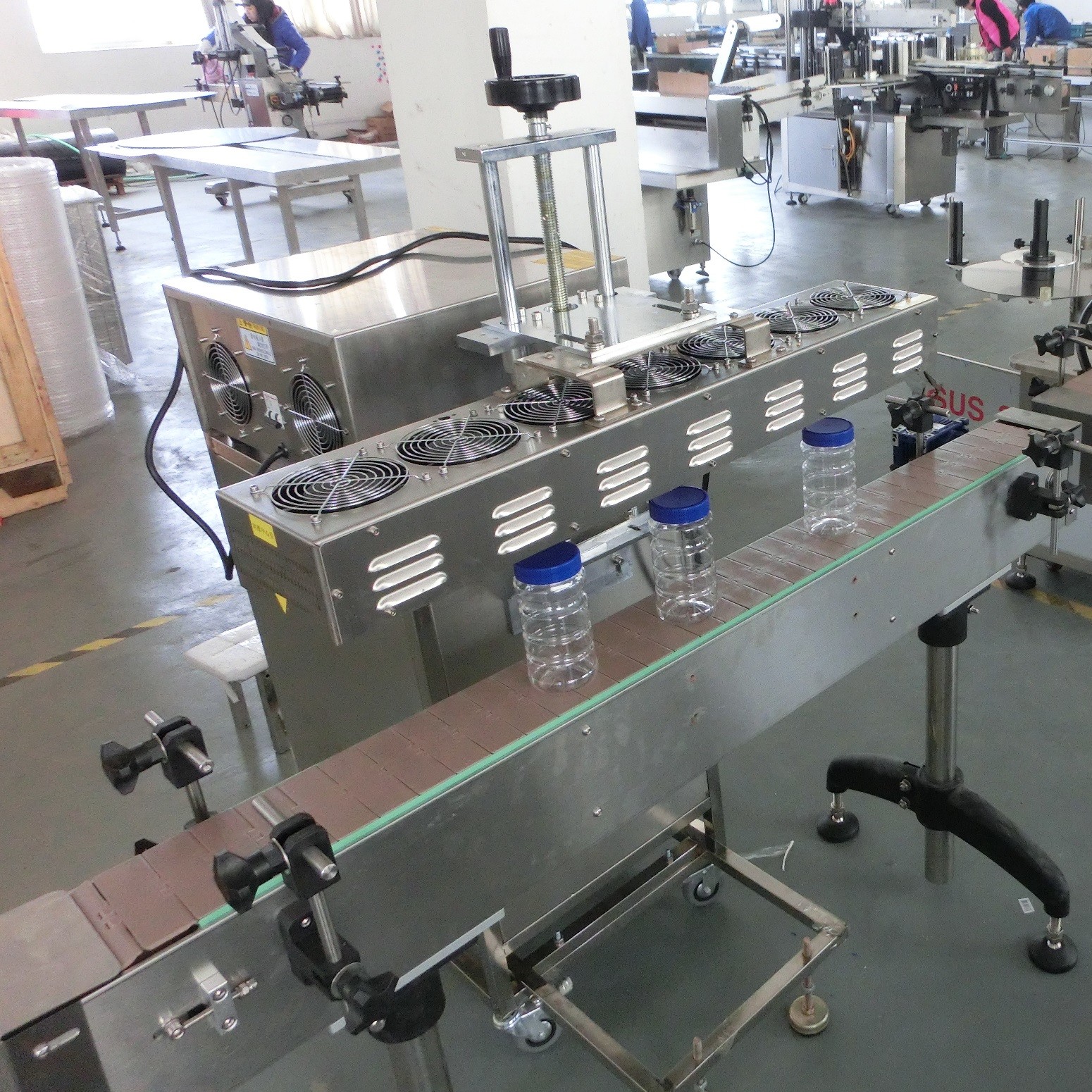 Automatic Electromagnetic Induction Sealing Machine Inline Induction Sealer for