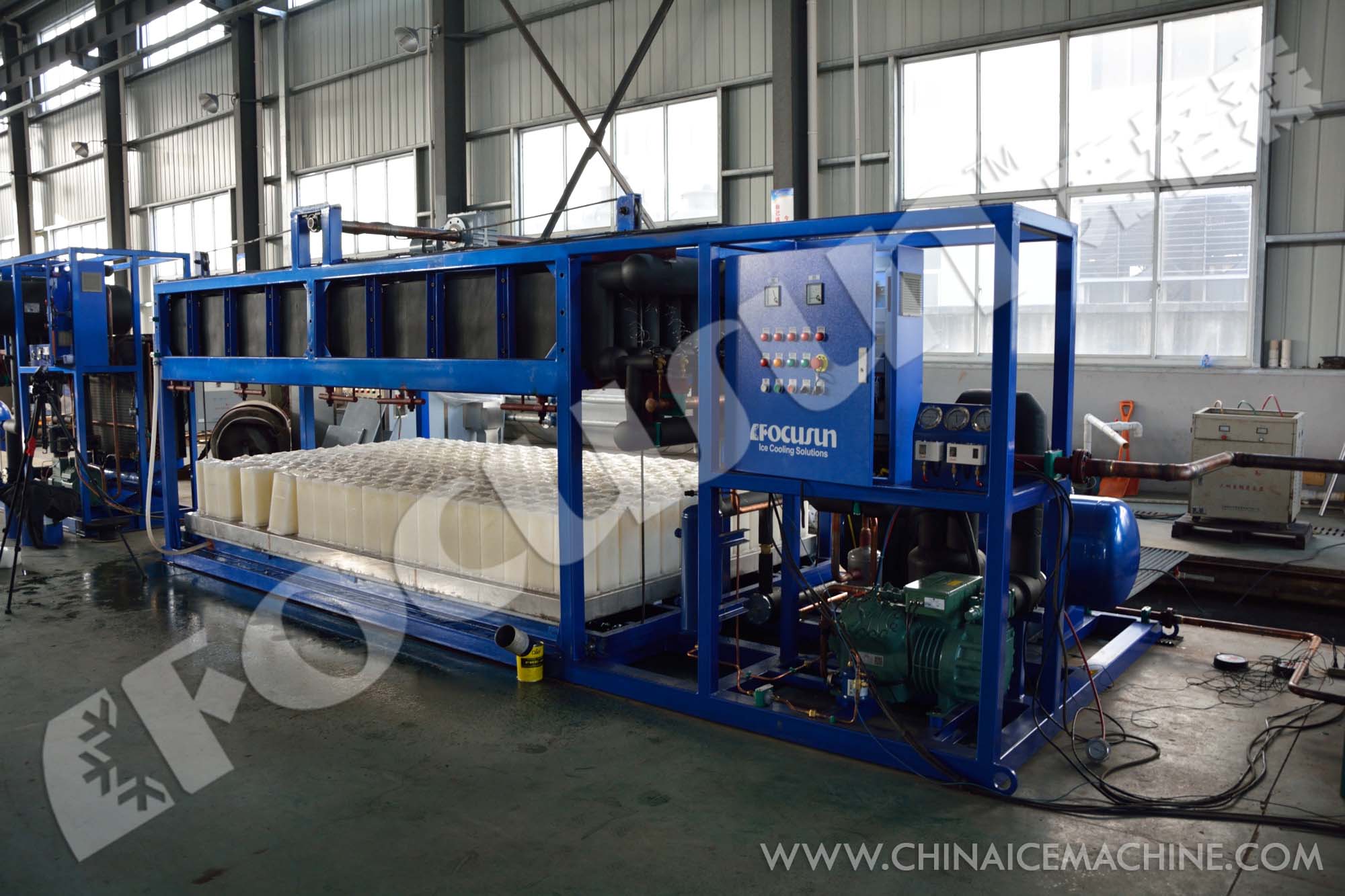 Snow Flake Ice Focusun 5000kg/day Automatic Direct Cooling Ice Block Machine for Fishery