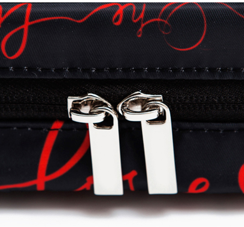 Makeup Portable Waterproof Hanging Cosmetic Bag