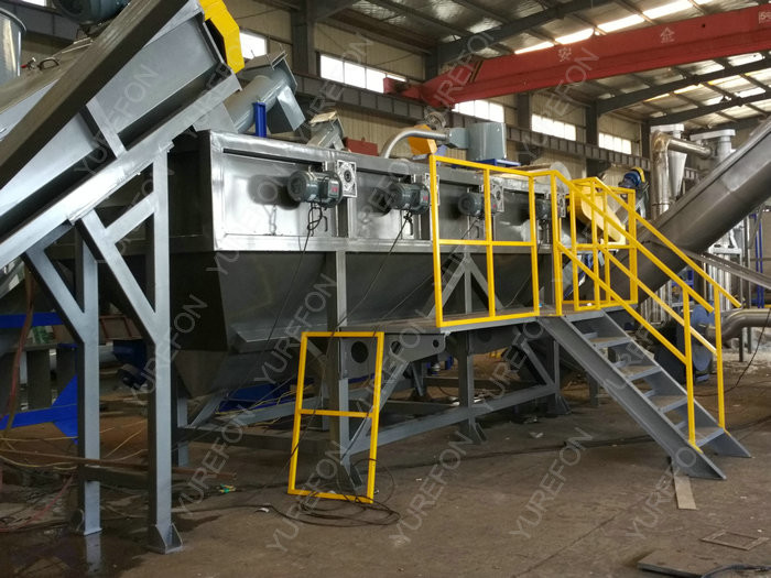 Low Consumption Plastic Washing Recycling Machine Automatic For Waste PE PP Film Crushing