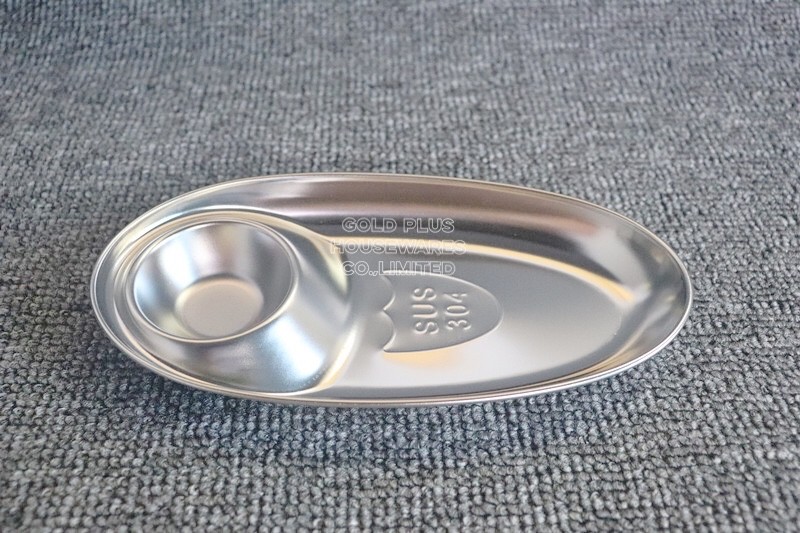 Dinnerware oval shape sauce compartment appetizers food grade durable stainless steel two section kids lunch box