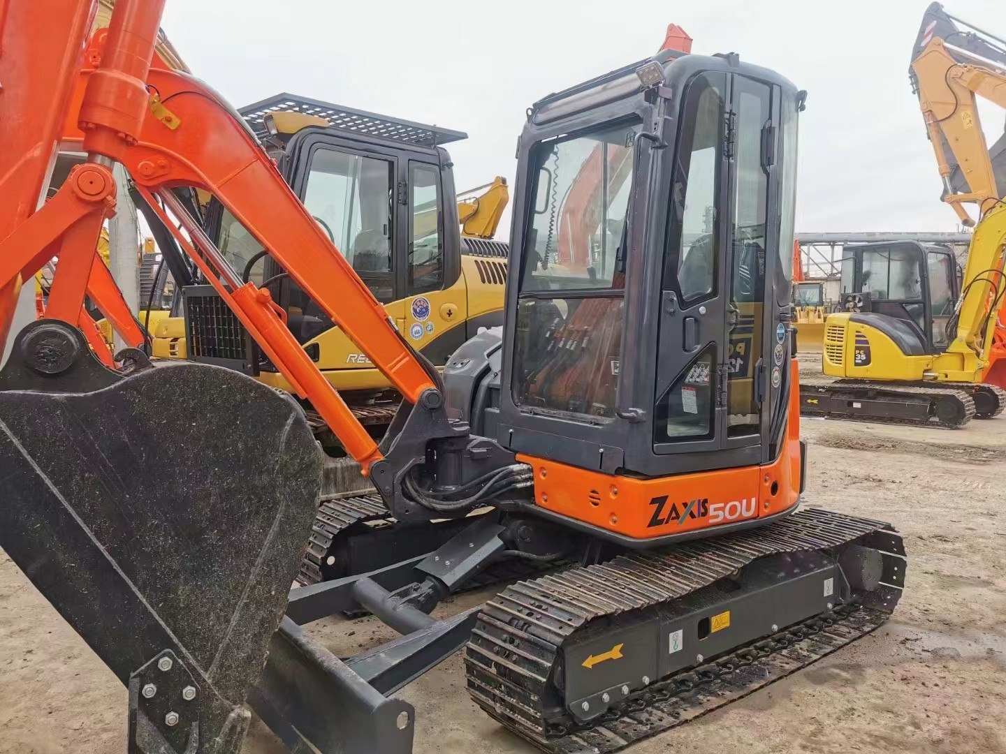 Second hand Hitachi ZX50U excavator is of good quality and affordable price