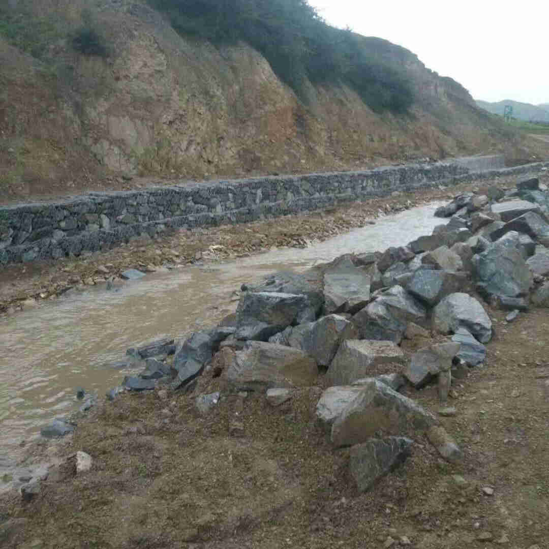 2*1*1m Standard 2mm Galvanized Gabion Basket Hexagon Mesh For Embankment Reinforcement