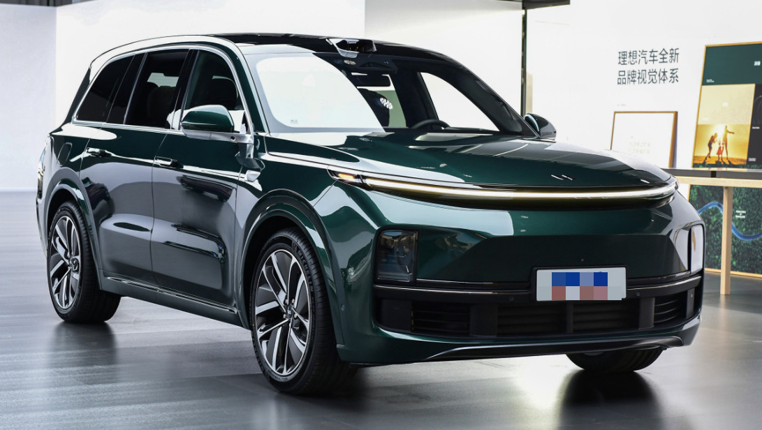 LI L9 2023 Pro Large 6 Seats EREV SUV 330 KW Max Power 449 PS Motor 5.3s 0-100km/H