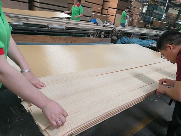 OEM PP Decorative Film Satin Grain Polypropylene Bottom Film